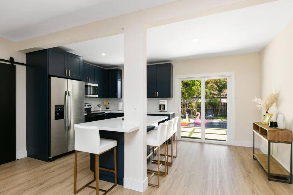 Hébergement de vacances New Home, Pool Near Airport And Beaches, King Bed *